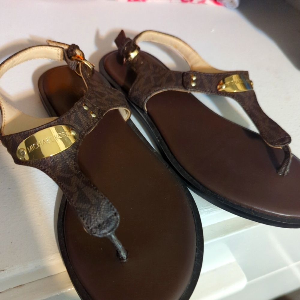 3 pre-owned pairs of Women MK Michael Kors Plate Thong Flat Buckle Up Sandals 6M